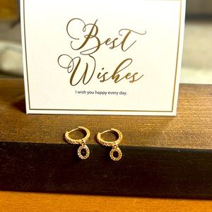 Letter “O” earrings